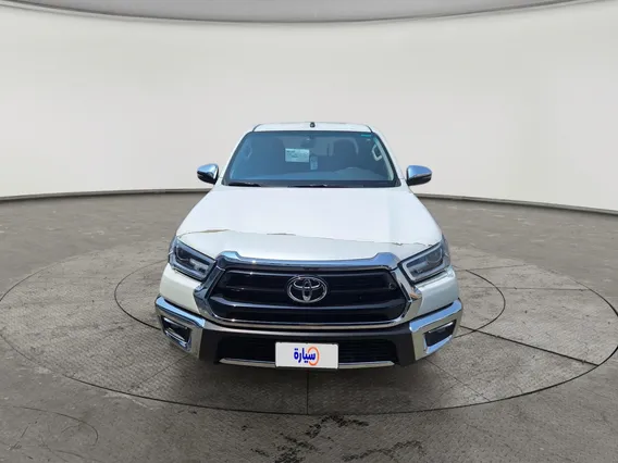 Toyota Hilux SR5 2025 دبل