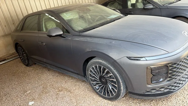 Hyundai Azera calligraphy 2025 