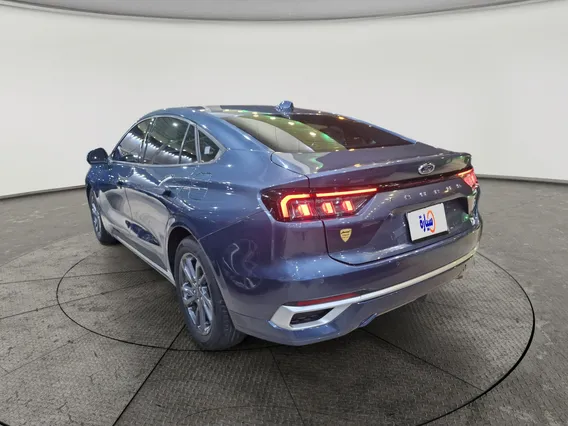 Ford Taurus Trend 2025 