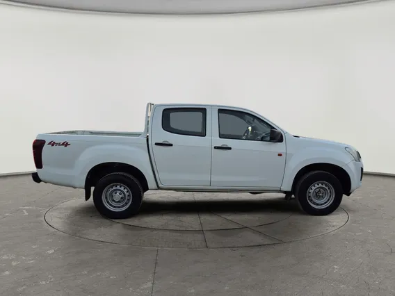 ايسوزو دي ماكس DC 4x4 2023 دبل