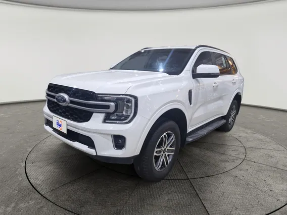 Ford Everest XLS 2025 