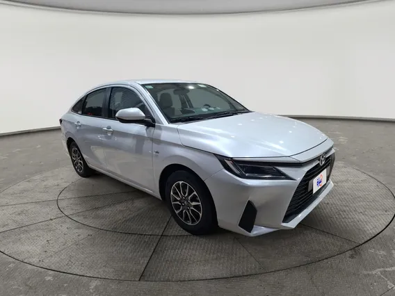Toyota Yaris  Y 2023 