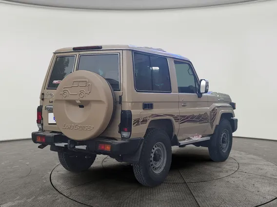 تويوتا ربع LX 2025 دبل