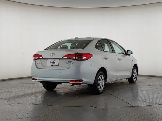 Toyota Yaris  Y 2022 