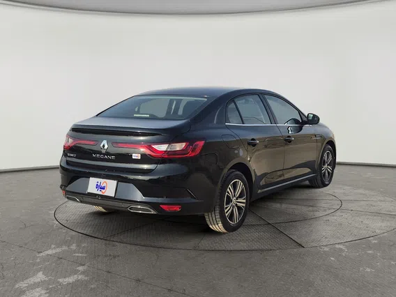 رينو ميجان E 2024 