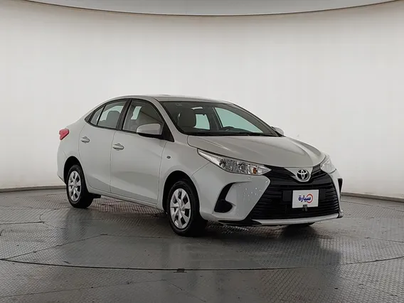 Toyota Yaris  Y 2022 