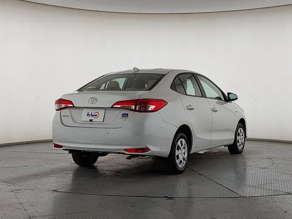 Toyota Yaris  Y 2022 