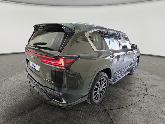 Lexus LX 600 2023 