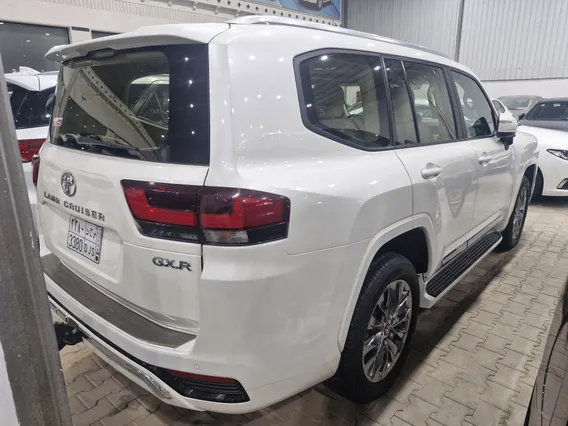 تويوتا لاندكروزر GXR3 2023 دبل