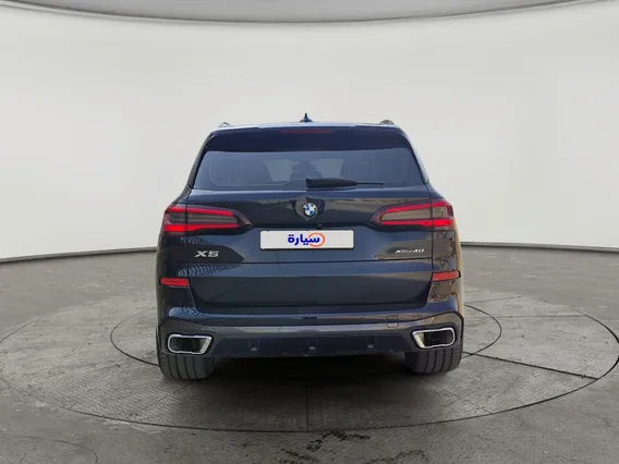 بي ام دبليو الفئة اكس 5 xDrive 40i 2023 
