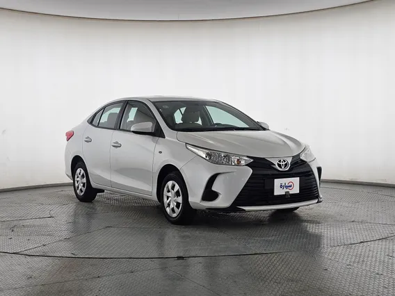 Toyota Yaris  Y 2022 