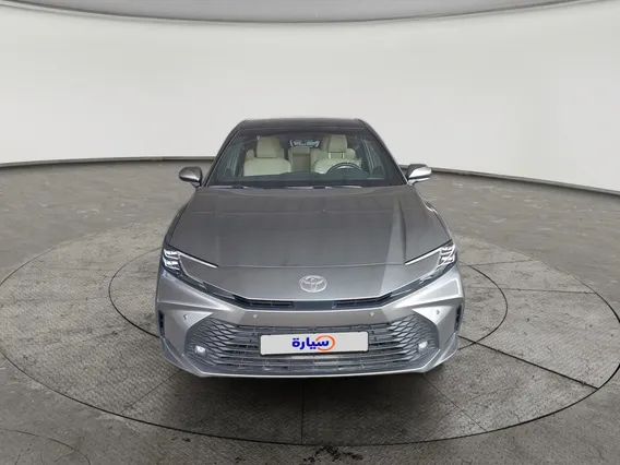 Toyota Camry  LE HEV 2025 
