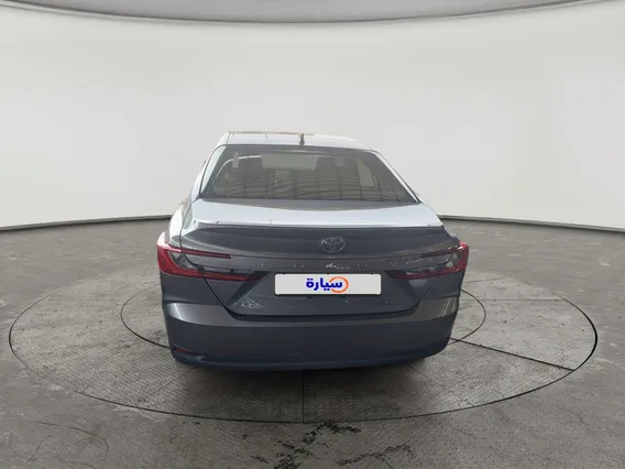 Toyota Camry  LE HEV 2025 