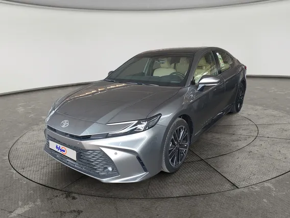 Toyota Camry  LE HEV 2025 