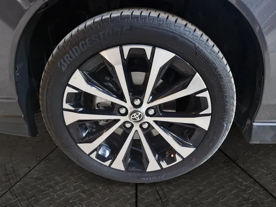 Toyota Veloz GLX 2024 