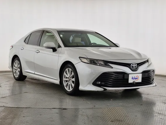 Toyota Camry  GLE 2019 