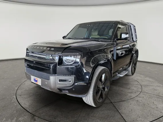 لاند روفر ديفندر P300 S 2025 