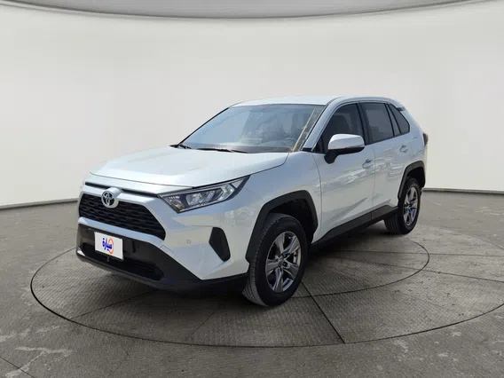 Toyota RAV4 LE 2025 