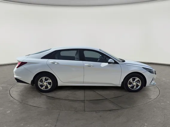 Hyundai Elantra Fleet 2022 