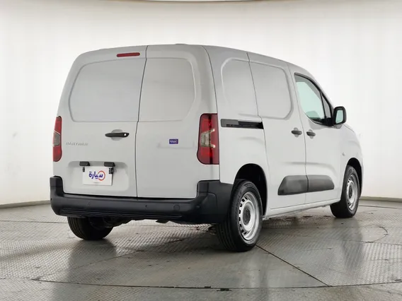 بيجو بارتنر Short van 2023 