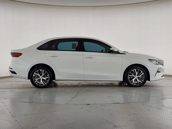 Geely Emgrand GS 2024 