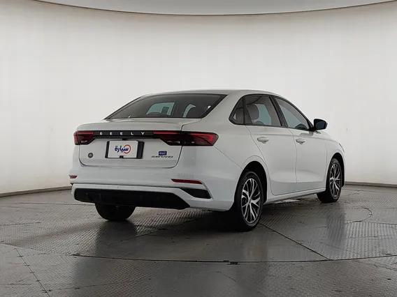 Geely Emgrand GS 2024 