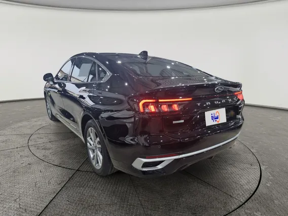 Ford Taurus Trend 2023 