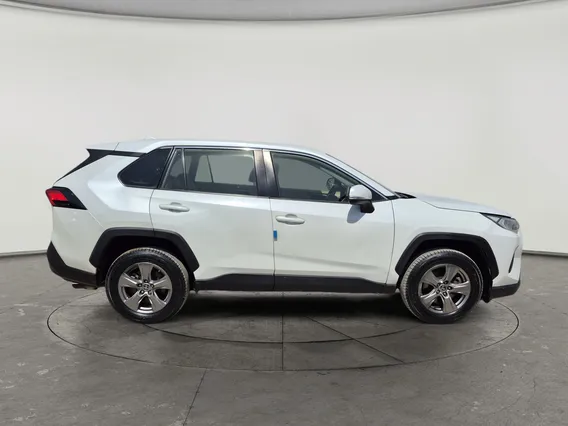 Toyota RAV4 LE 2023 