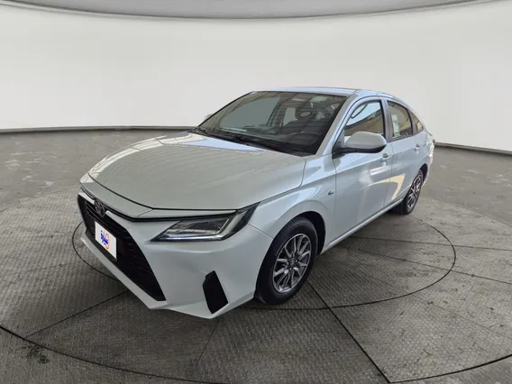 Toyota Yaris  Y 2024 