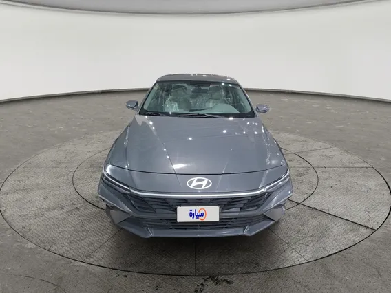 Hyundai Elantra Smart 2024 