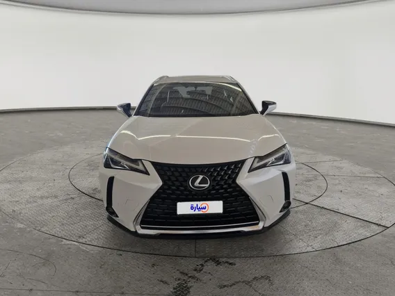 Lexus UX 200 2021 