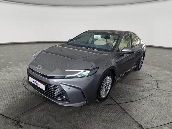 Toyota Camry  LE 2026 