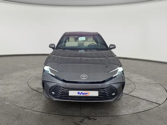 Toyota Camry  LE 2026 