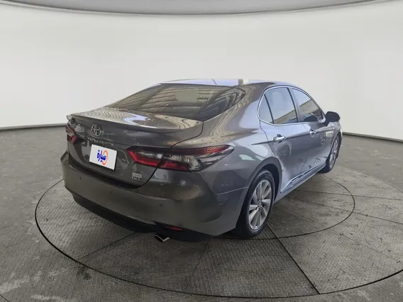 Toyota Camry  GLE 2024 