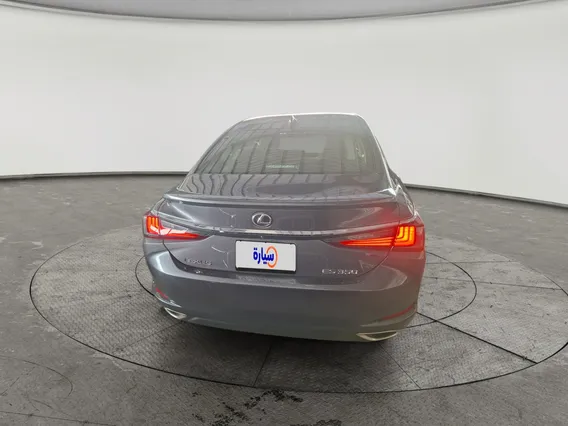 لكزس ES 350 2025 