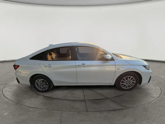 Toyota Yaris  Y 2023 