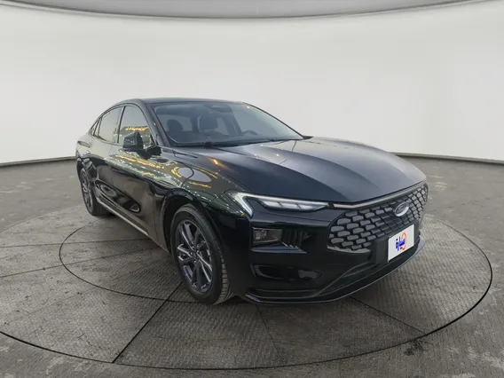 Ford Taurus Trend 2025 