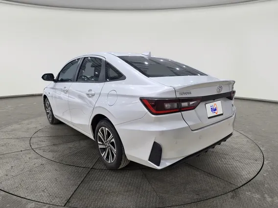 Toyota Yaris  Y Plus 2023 