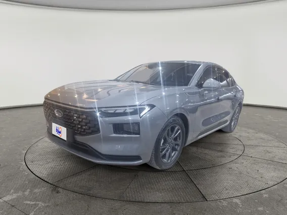 Ford Taurus Trend 2025 