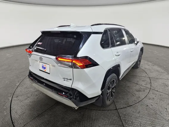 Toyota RAV4 XLE HEV 2025 