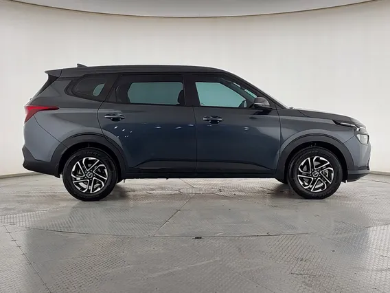 Kia Carens GL MID 2025 