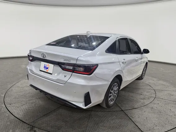 Toyota Yaris  Y 2026 