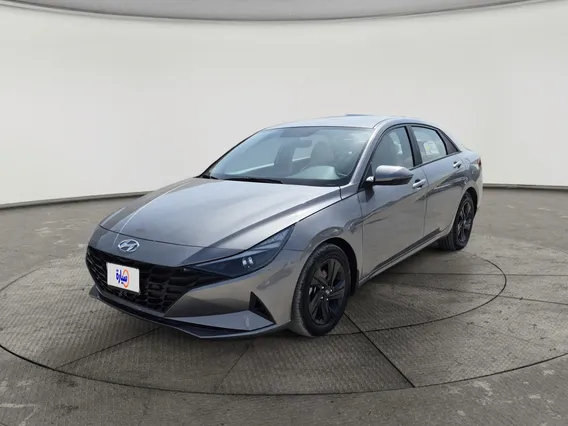 Hyundai Elantra Smart 2023 