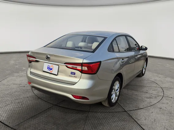 MG 5 STD 2025 