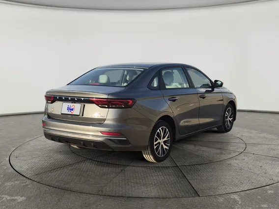 Geely Emgrand GS 2025 