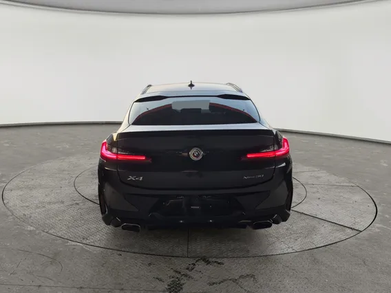 بي ام دبليو الفئة اكس 4 xDrive 30i 2023 
