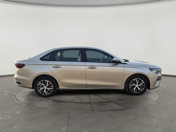 Geely Emgrand GS 2025 