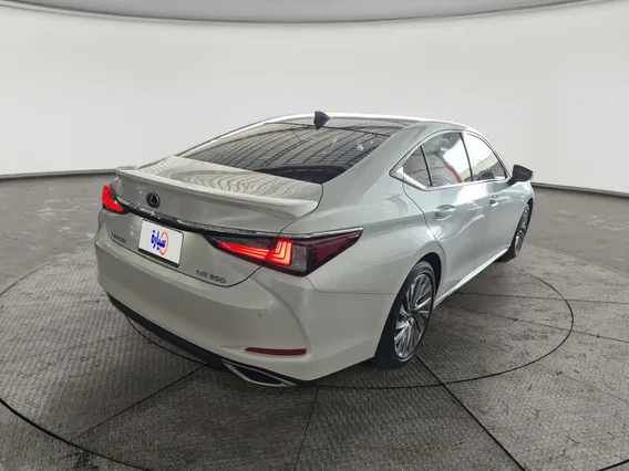 لكزس ES 350 2025 