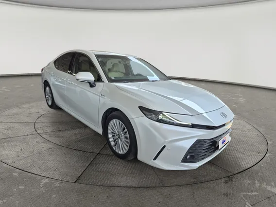Toyota Camry  E Plus HEV 2025 