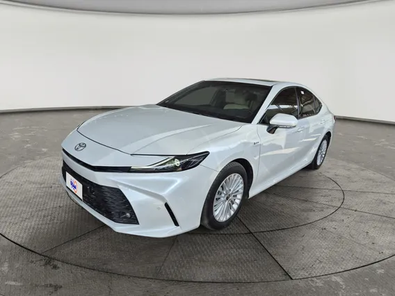 Toyota Camry  E Plus HEV 2025 